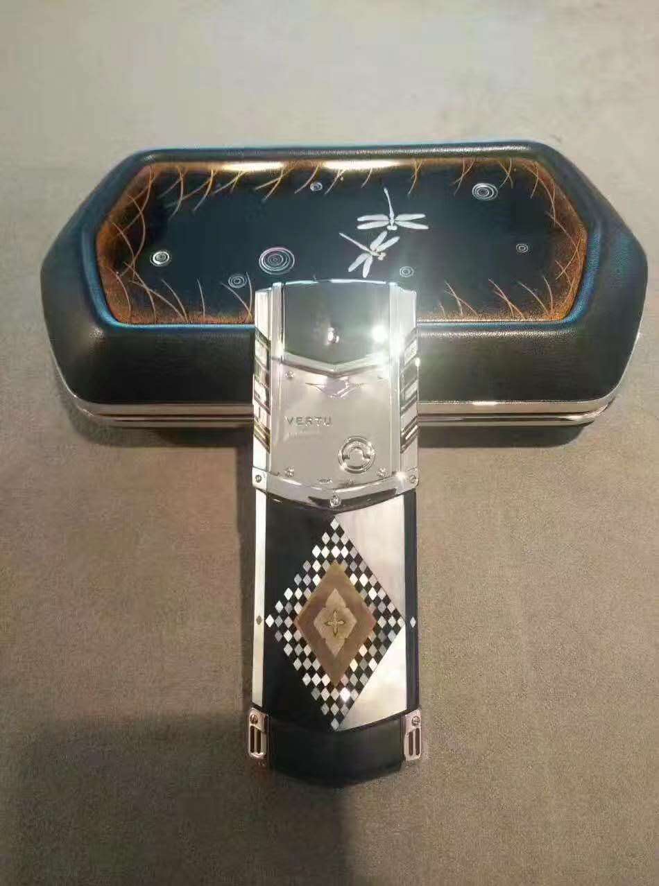vertu签名版唯一限量套装有钱都买不到主要看缘分