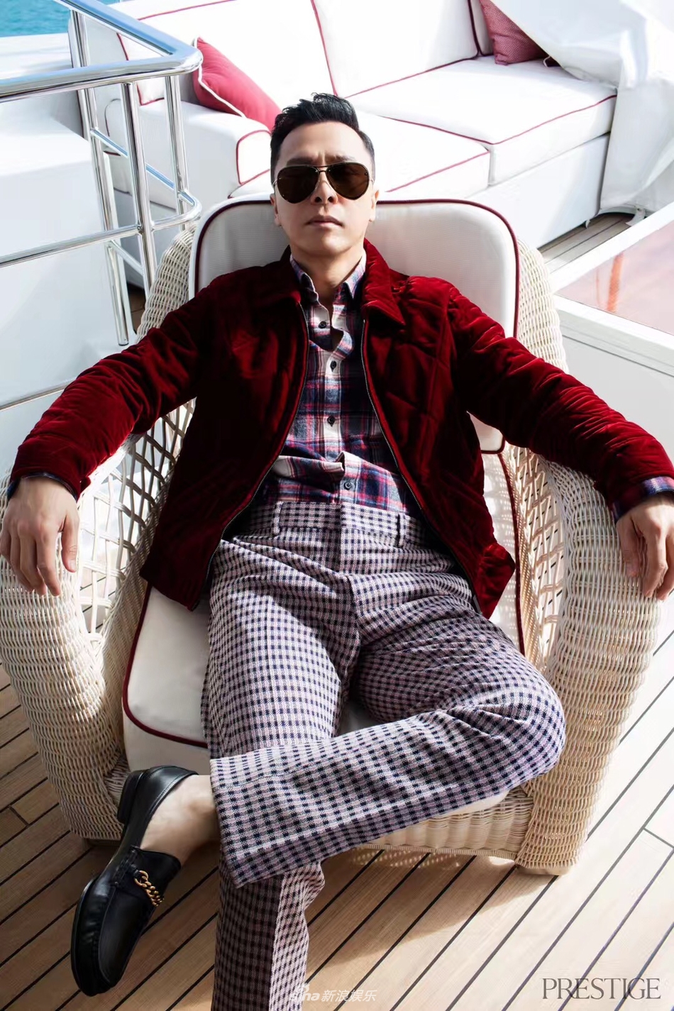 甄子丹依旧霸气甄子丹气场十足甄子丹戴墨镜太帅了