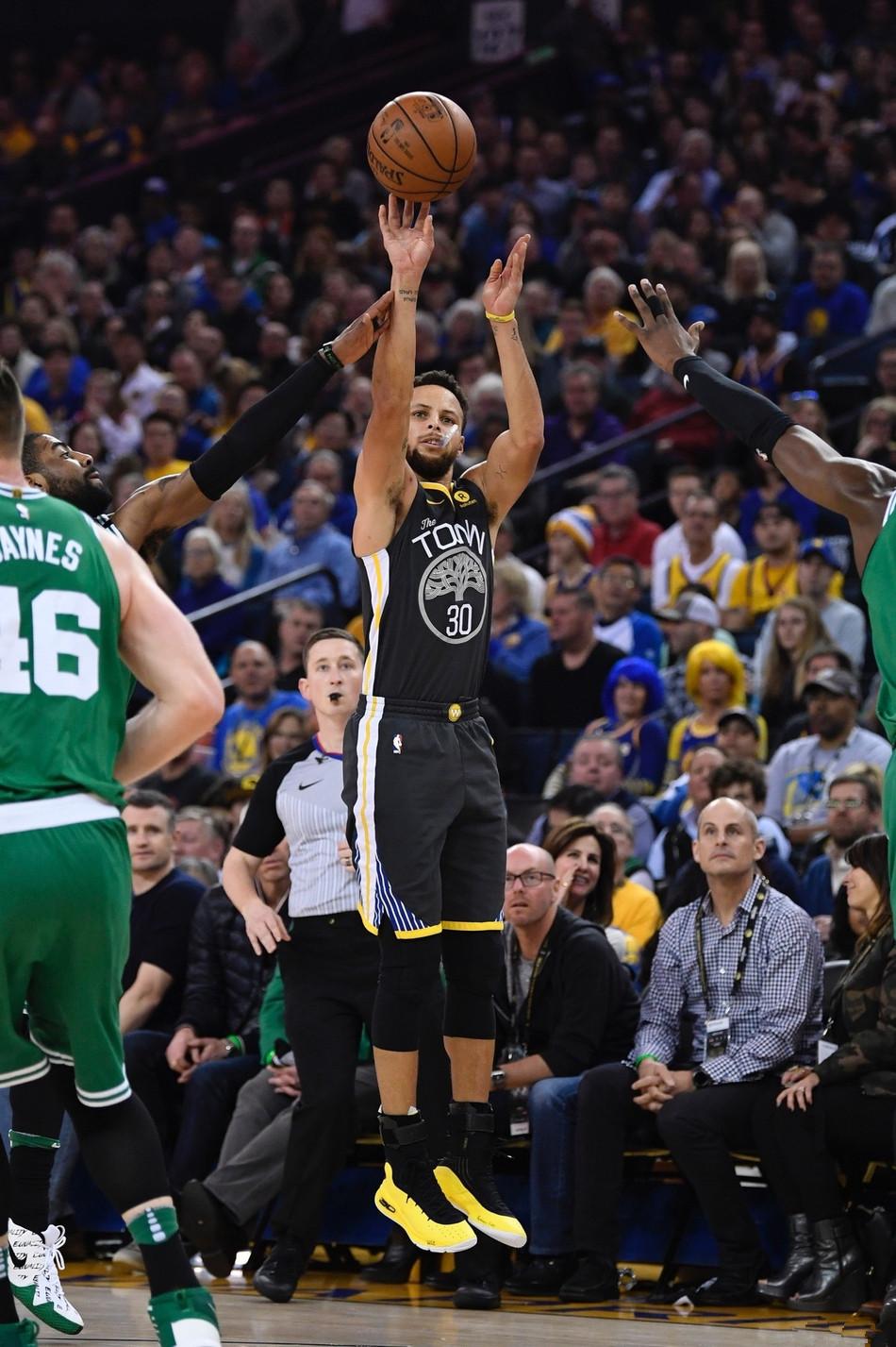 全明星赛库里完败于詹姆斯不是偶然 为什么创多项最差纪录