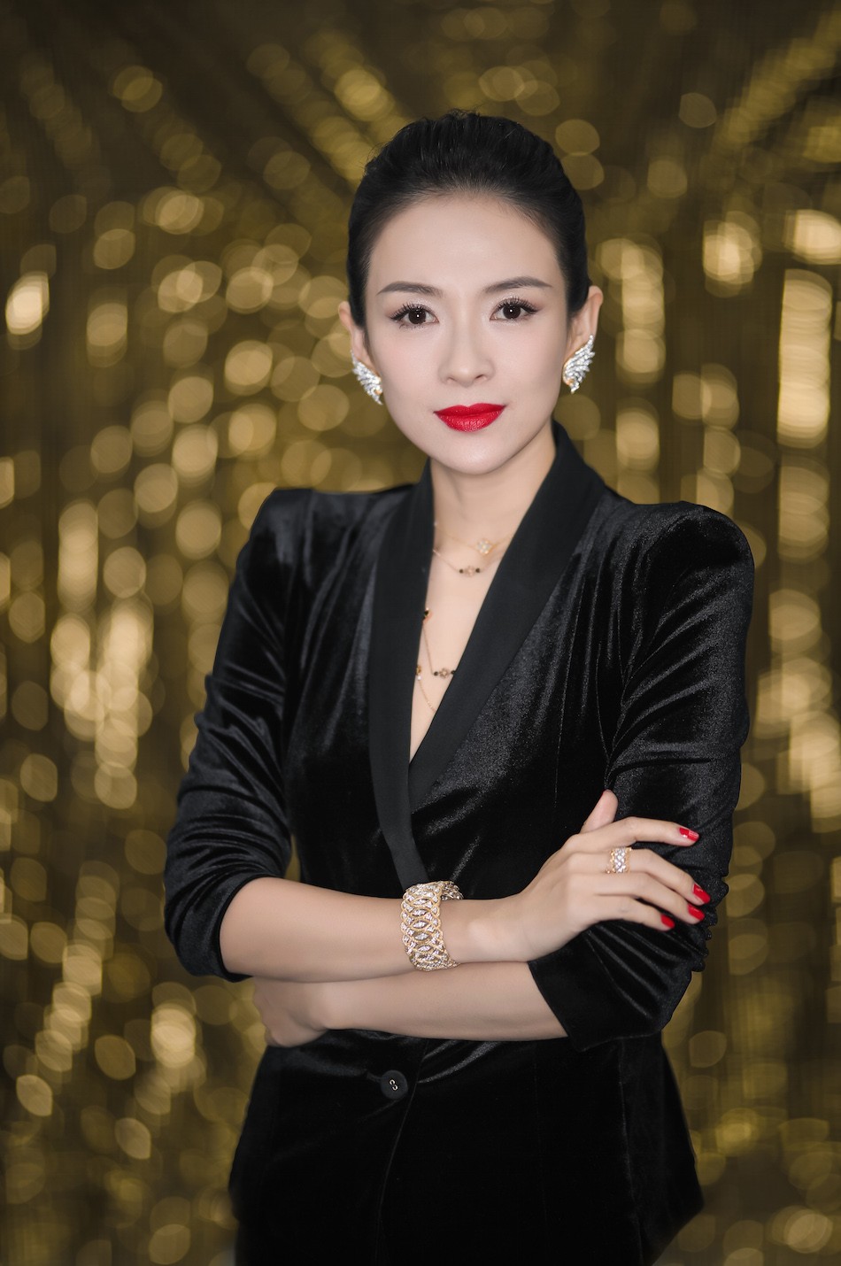 "稀土战队"总决赛夺冠 章子怡亲为周一围颁奖《演员的诞生》顺利收官