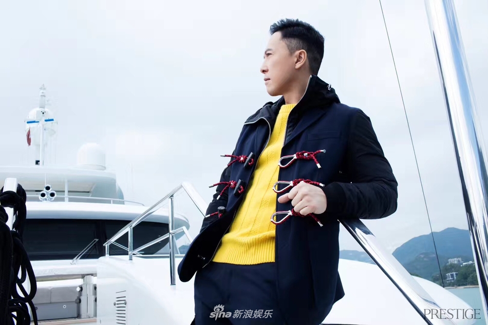 甄子丹为封面人物登出 凸显出成功男士的强大魅力和气场