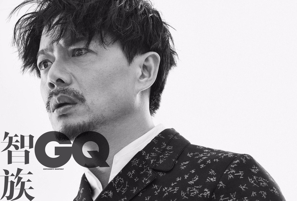 gq2月刊封面大片硬汉影帝完美诠释用苦肉的方式安放自己