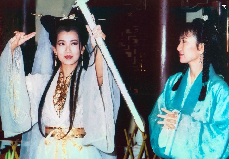 她被称最经典的青蛇嫁豪门被关之琳介入流产后疑至今不能生育