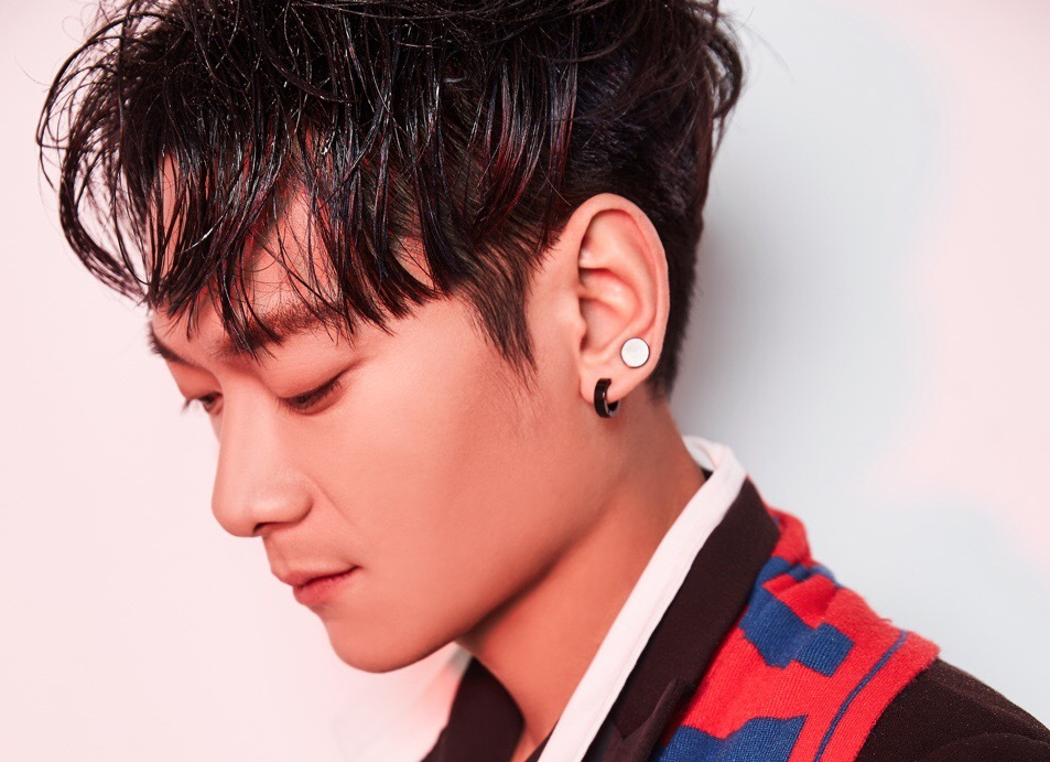 他前脚刚宣布跳槽,下一秒就在别的平台直播了