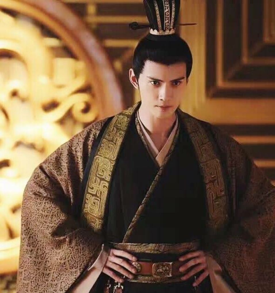 徐正溪《独孤天下》首登寻艺榜前十,网友:求太师专注事业不背锅