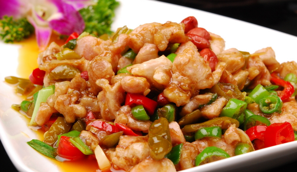 舌尖上的中国:宫爆兔丁,据说比宫爆鸡丁还好吃哦!