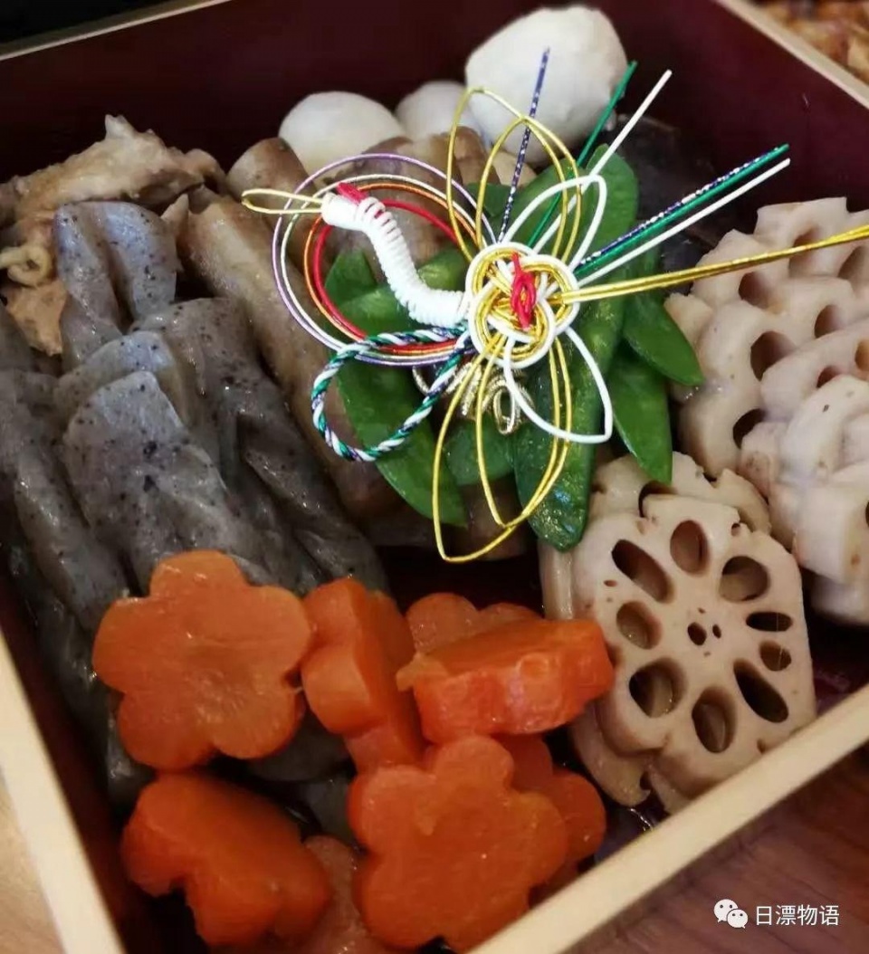 日本过年吃什么?|平视日本|日语|荞麦面|年糕_新浪新闻