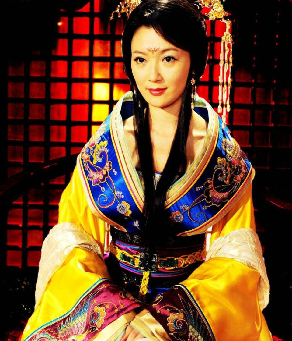 看梅妃江采萍与杨贵妃的宫斗