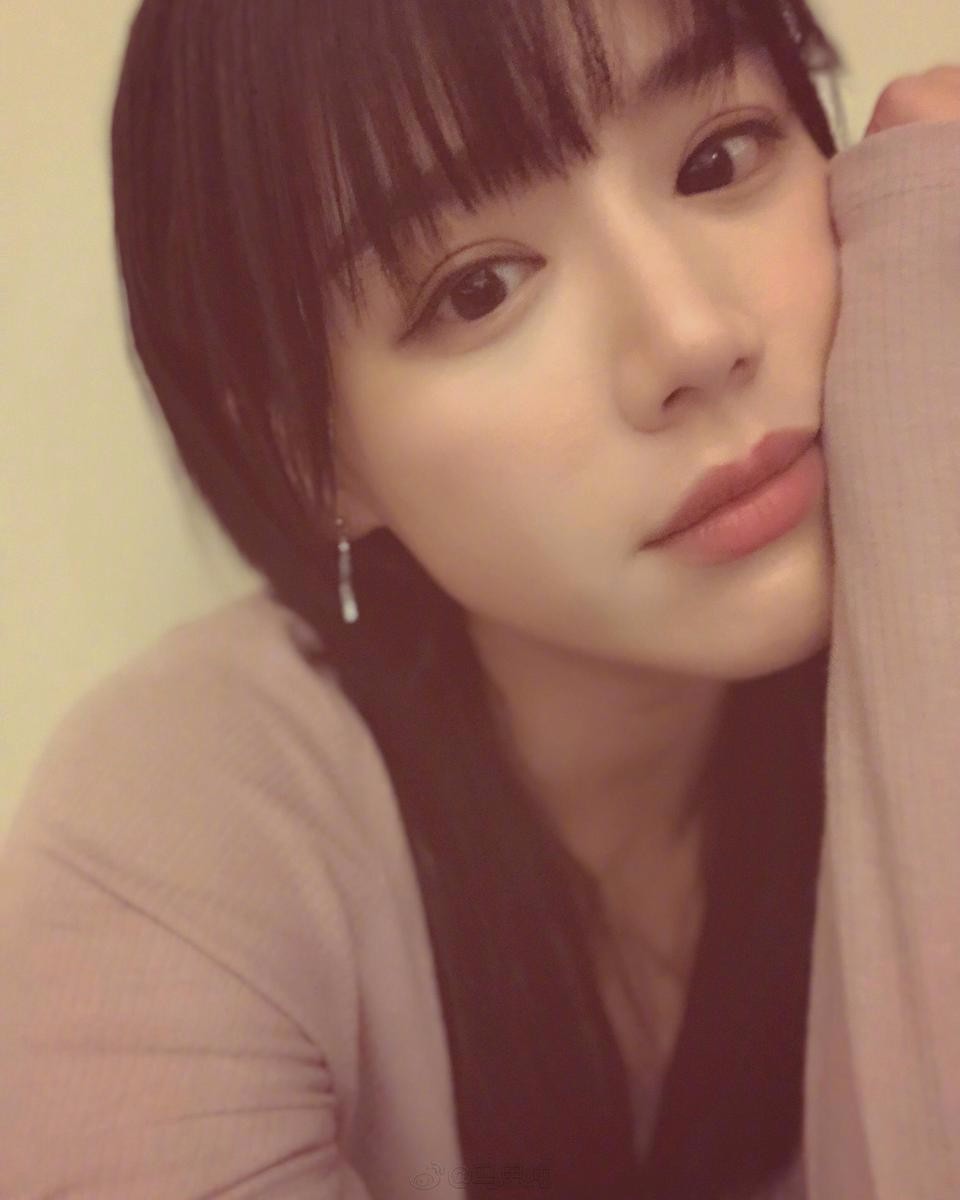 马思纯实力派演员,她的颜值有吸引你吗?_新浪看点