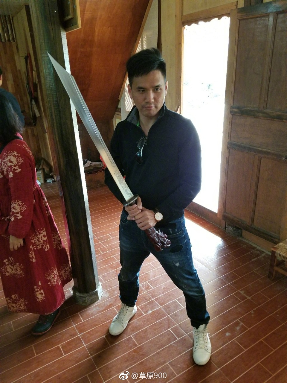 人民参加了震惊中外的抗击英国殖民主义者入侵我国边疆的"马嘉理事件"