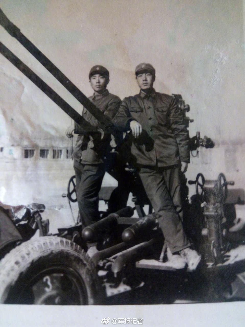 向老兵致敬上世纪80年代军人的青春影像心