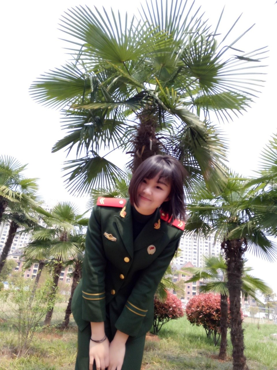 温柔女兵入伍3年变身"女汉子" 脚上磨2个血泡 坚持行军20公里