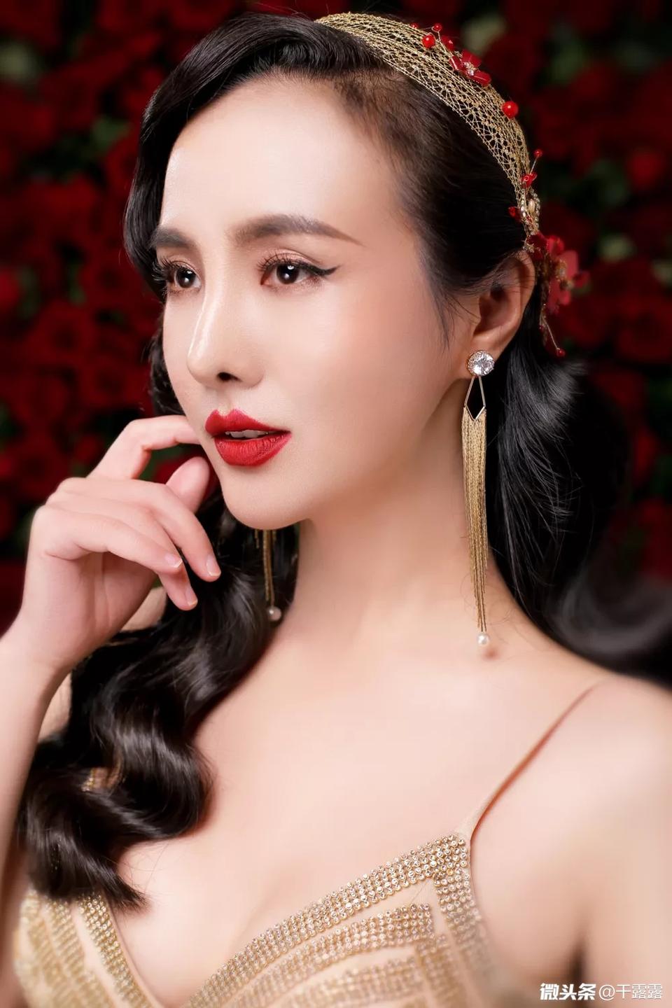 干露露复古大片美