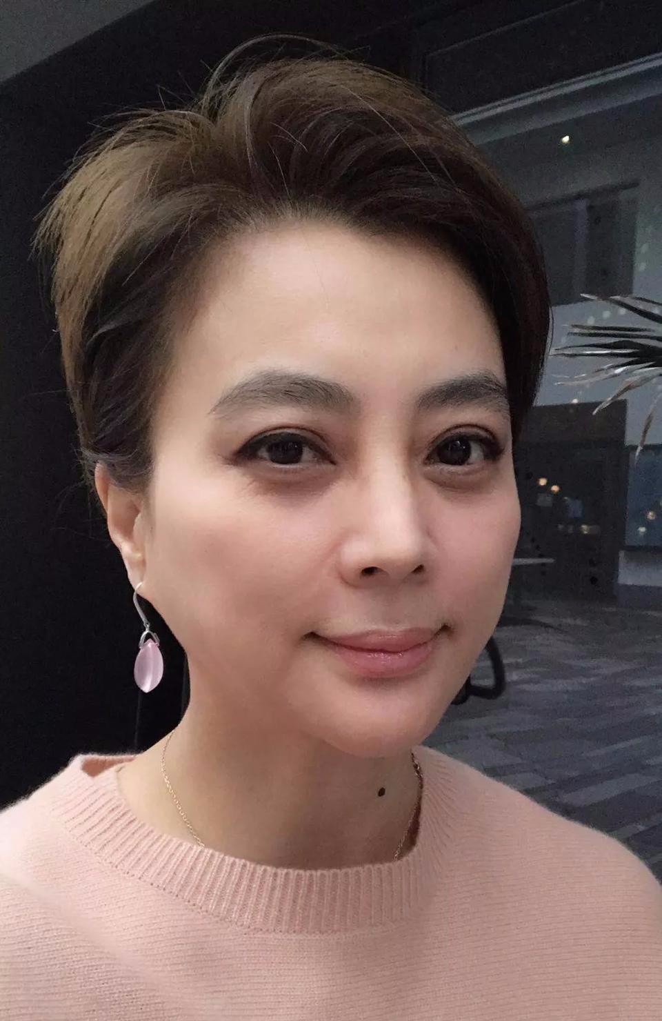 甜歌女星李玲玉是我们最美的玉兔