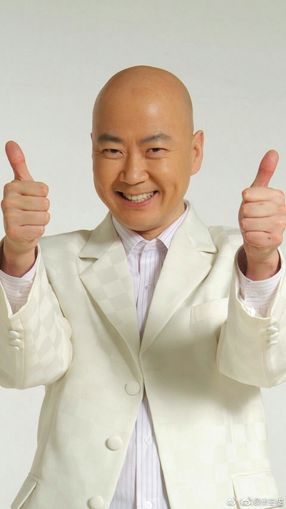 天哪一直就以为郭冬临早就开微博了呢原来这刚刚才围上围脖啊得