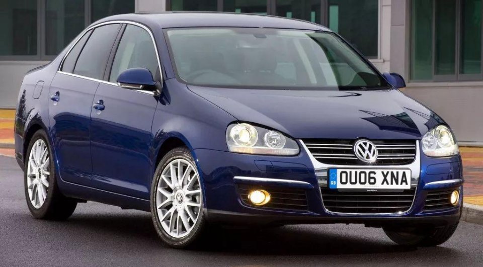 第五代捷达进入中国市场就开始叫速腾了.