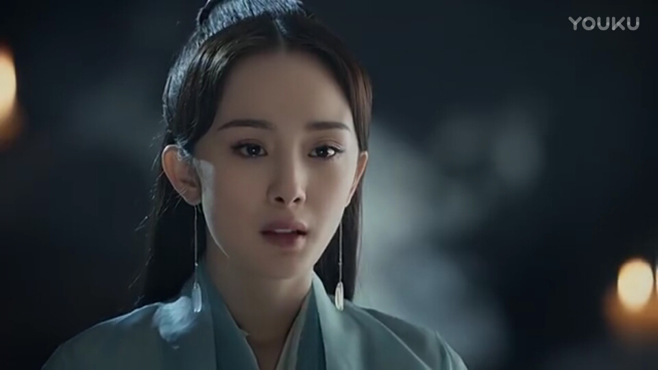 这四海八荒最美的女子自然是非青丘白浅莫属了.