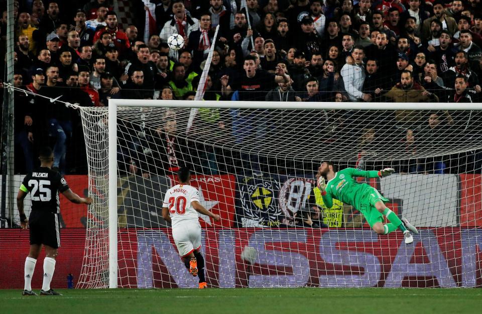 德赫亚神扑救引名宿齐夸, 他是当世最佳! 球迷:曼联该为他立雕像!