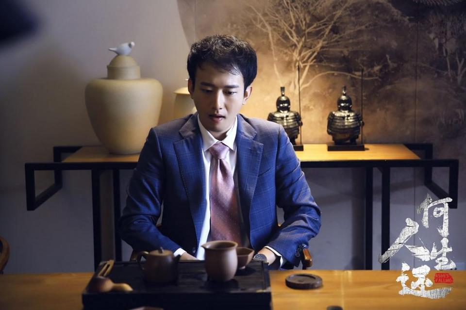 刑侦推理网剧《何人生还》杀青 型男警探吴文璟再掀推理热潮