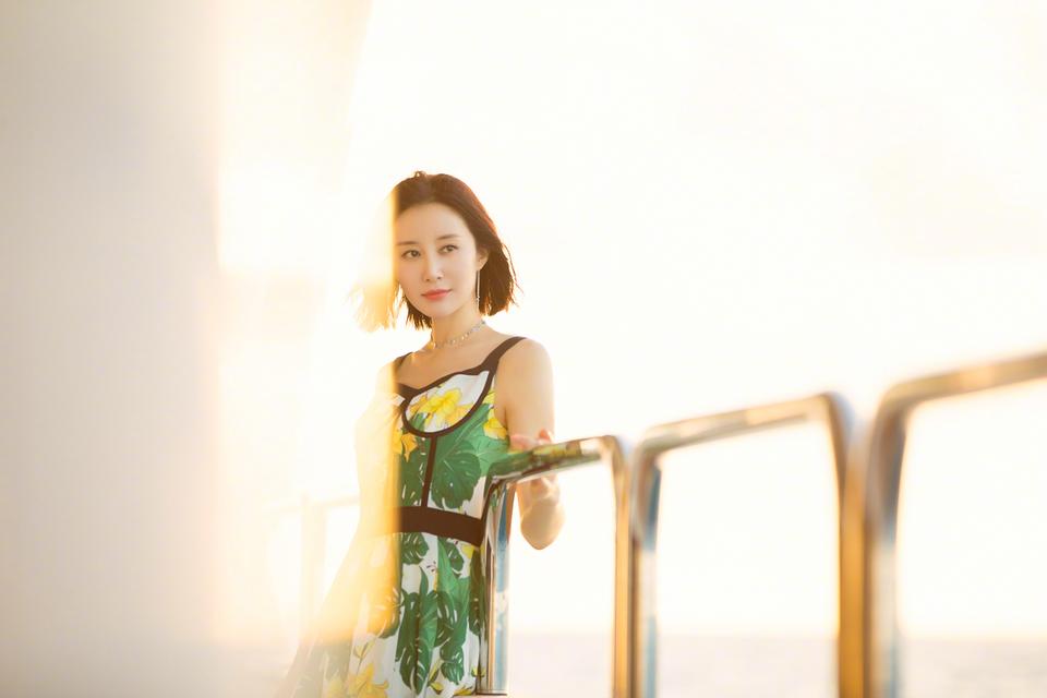 苏畅 情人节曝光一组写真大片 女神美美哒|情人节|苏畅|女神_新浪新闻