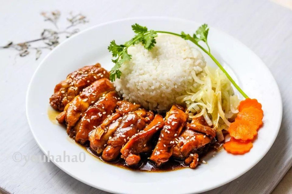 了,上班的,上学的都各就各位了,加里敦后勤部的也恢复正常的作息了