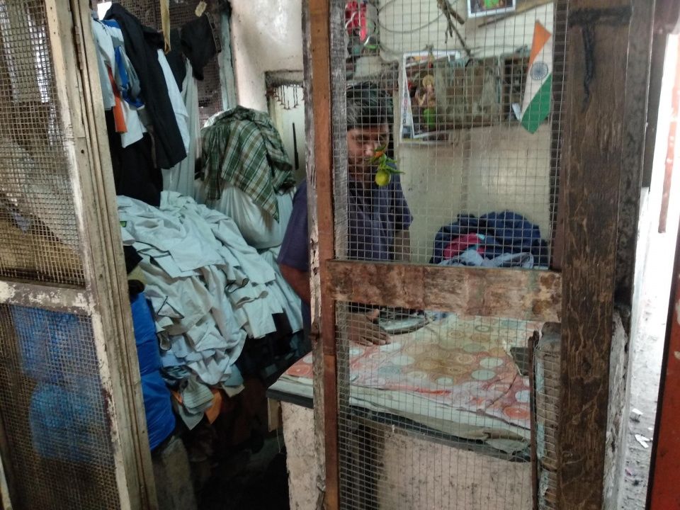 孟买千人洗衣场,因缺水而兴盛的全球最大人肉洗衣机!