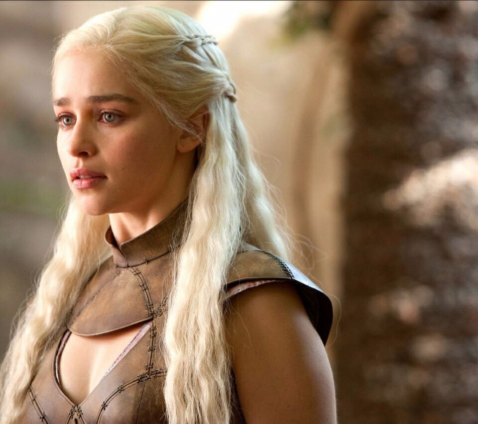 权力的游戏雪诺和龙妈