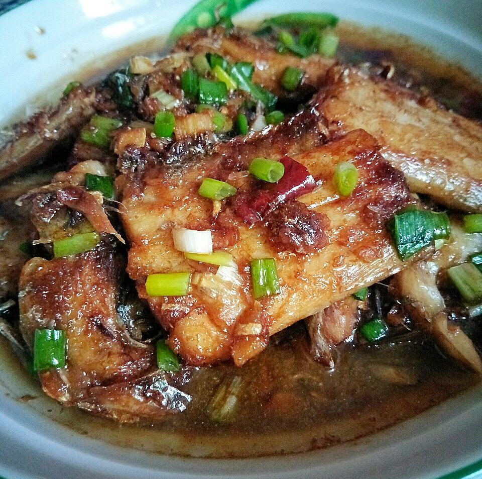 这才是农村正宗带鱼烧法, 土味美食充分保留营养还好吃