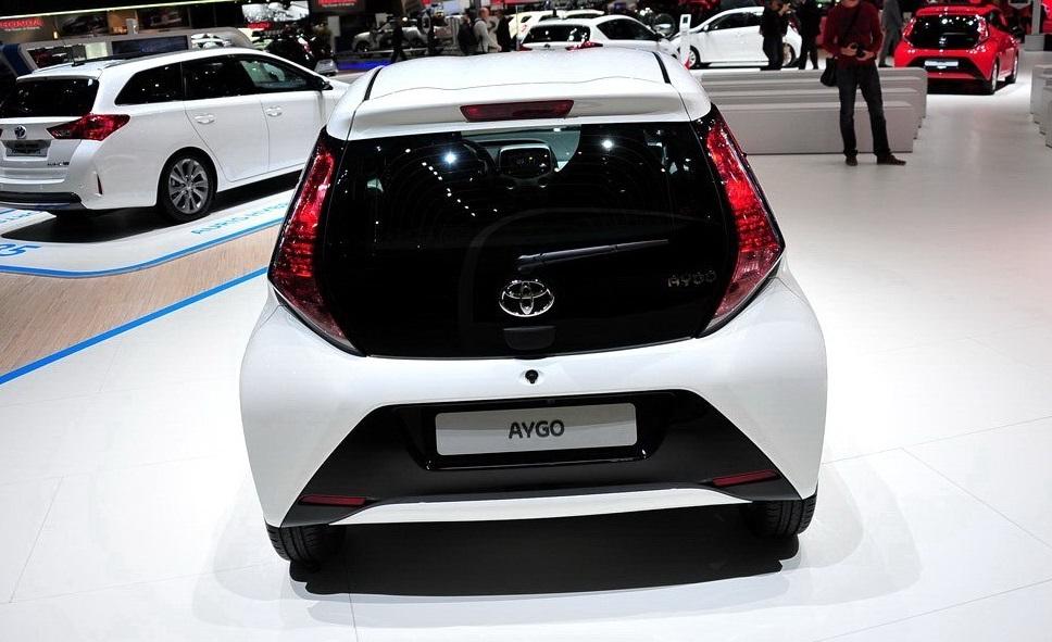 丰田花20万美金改装了"f0", 一脚油门下去, 比亚迪无地自容了