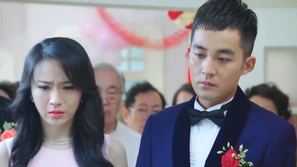 急诊科医生:王珞丹闺密刚上班就碰到尴尬手术,小伙都不好意思了