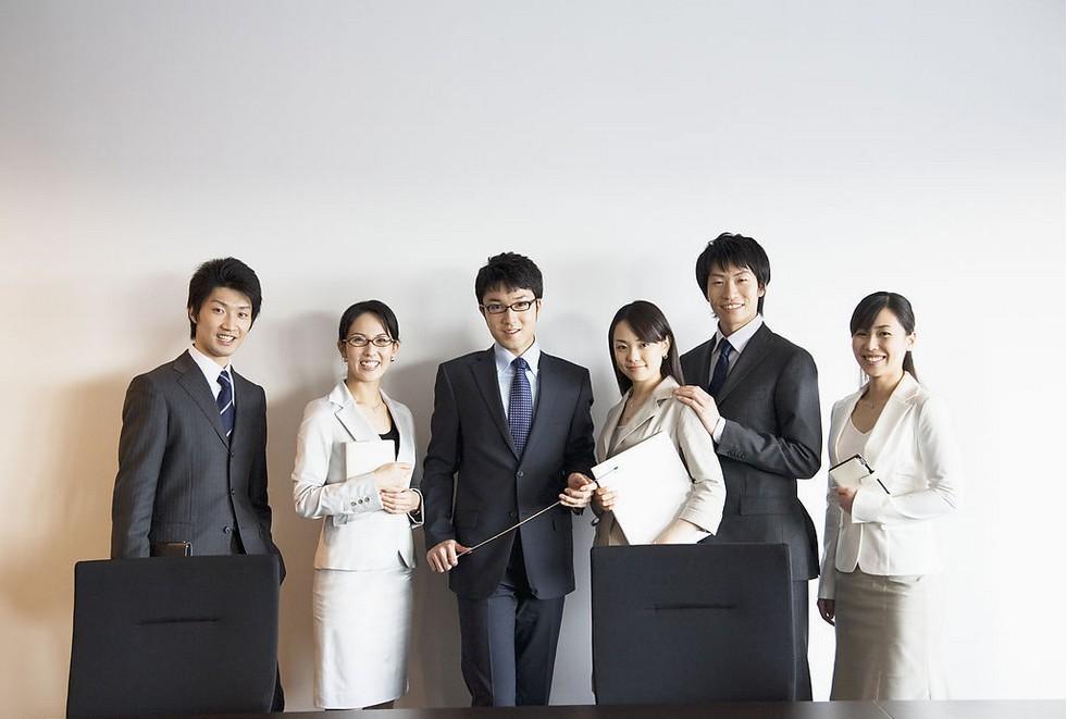 直击日本公务员的生活, 平均月薪高达3万元人民币