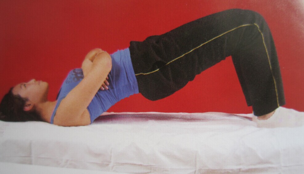 正文       分享护理方法   1,平时提重物时不要弯腰,应该先蹲下拿到