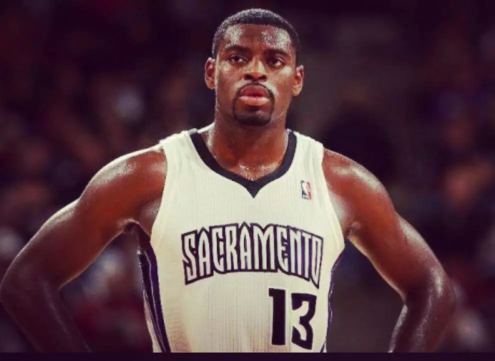 他跑了整整8年,才追上被寄予厚望的自己|埃文斯|灰熊|赛季_新浪新闻