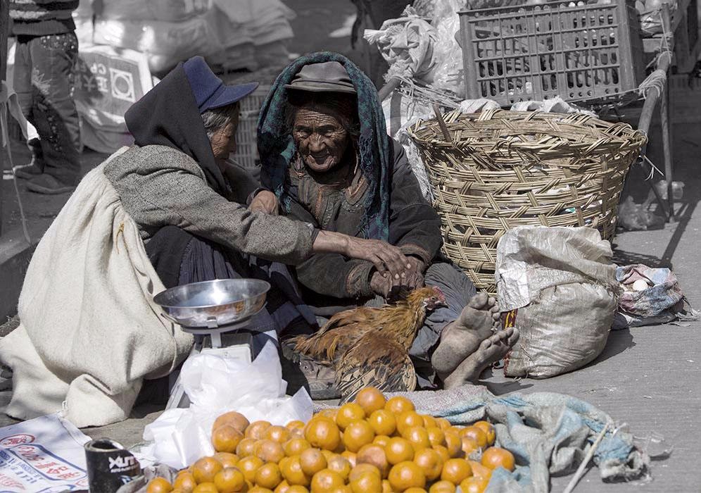 镜头下走进贫困落后的大凉山