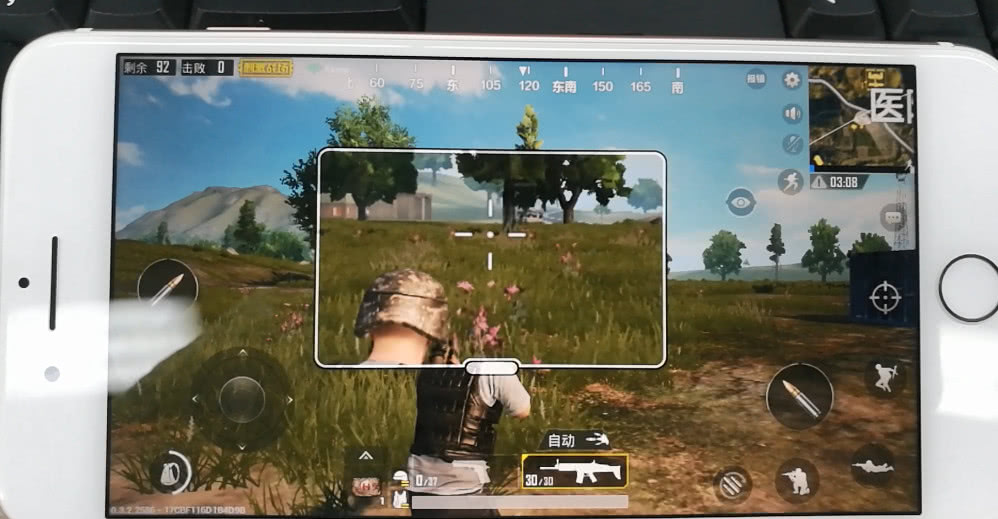 绝地求生刺激战场:苹果手机自带八倍镜辅助外