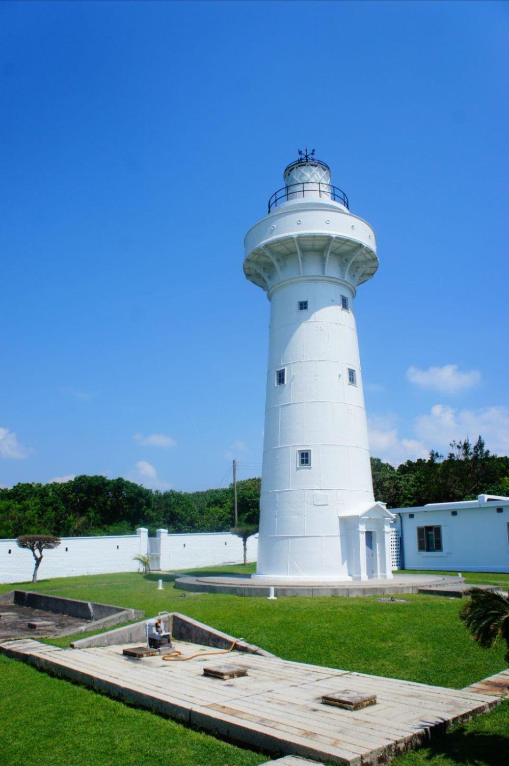 鹅銮鼻公园的灯塔是全世界唯一的武装灯塔