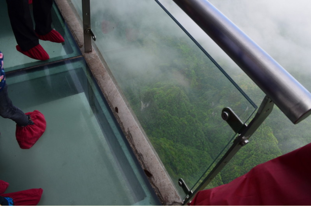 春节去张家界天门山盘山公路可以自己开车上去