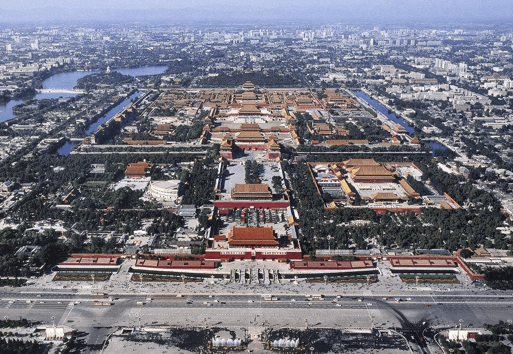 韩国人说韩国故宫面积12万,天下第一