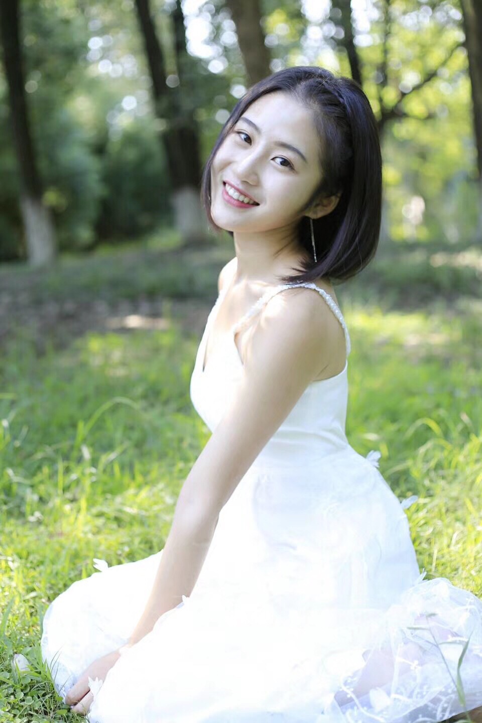 西南科技大学 骆钰涛 身高162cm 体重46kg 特长跳舞 爵士 典型双子 精