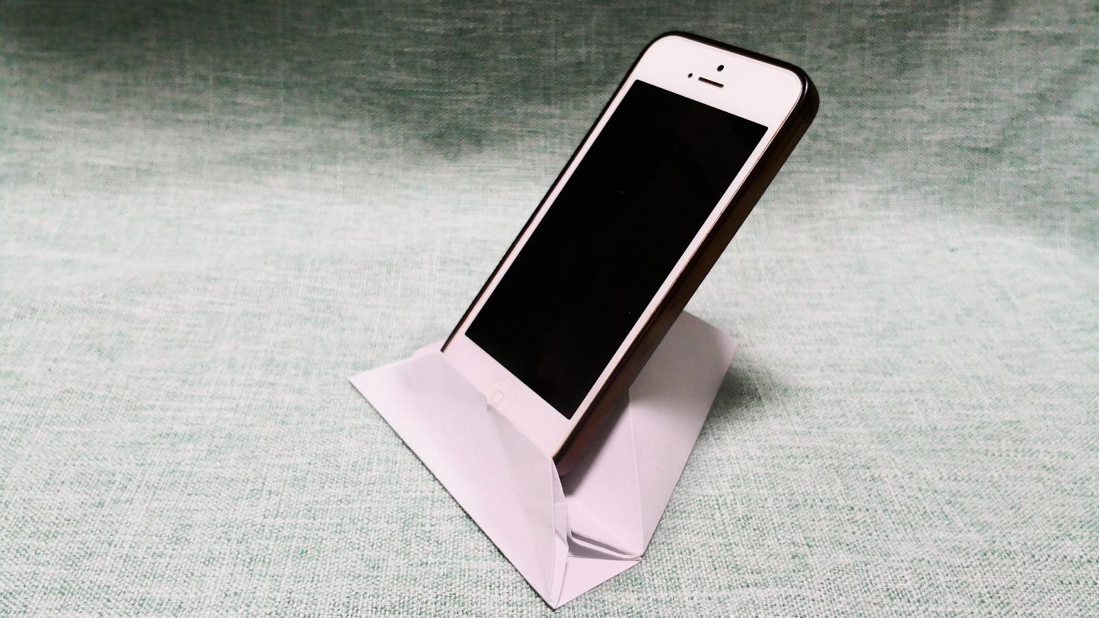 折纸手工怎么用纸折一个手机支架简单实用解放你的双手