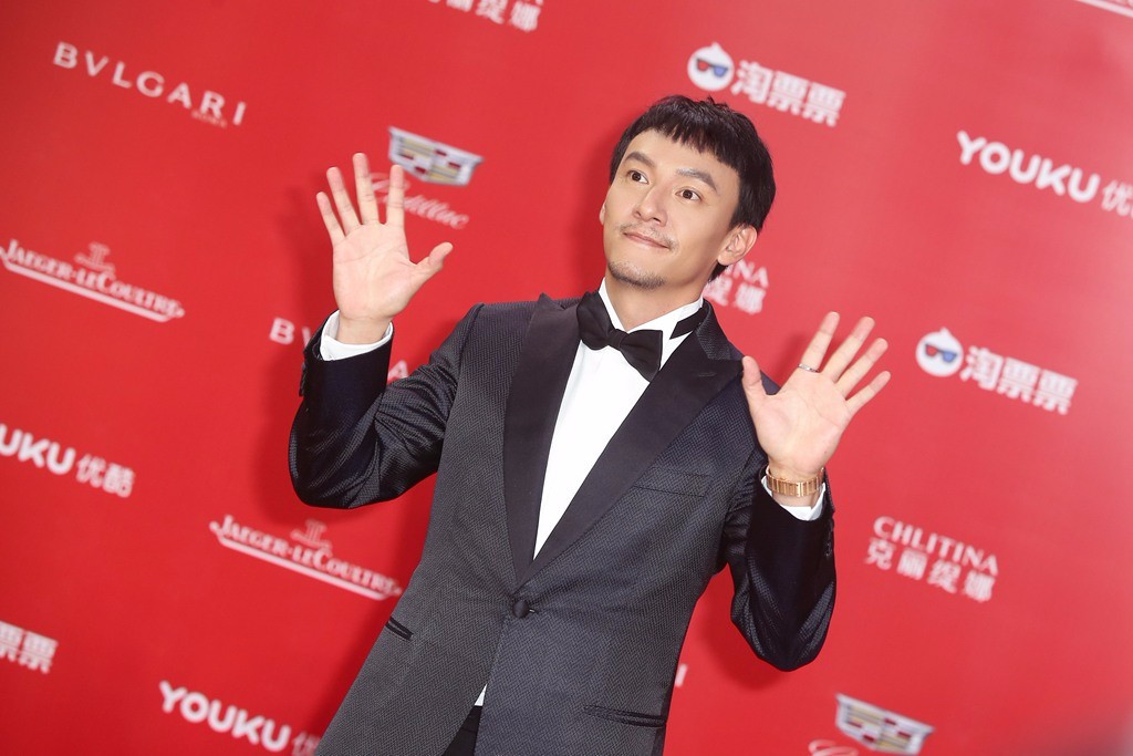 张震第21届上影节评审之旅圆满收官 积累养分回归演员再出发