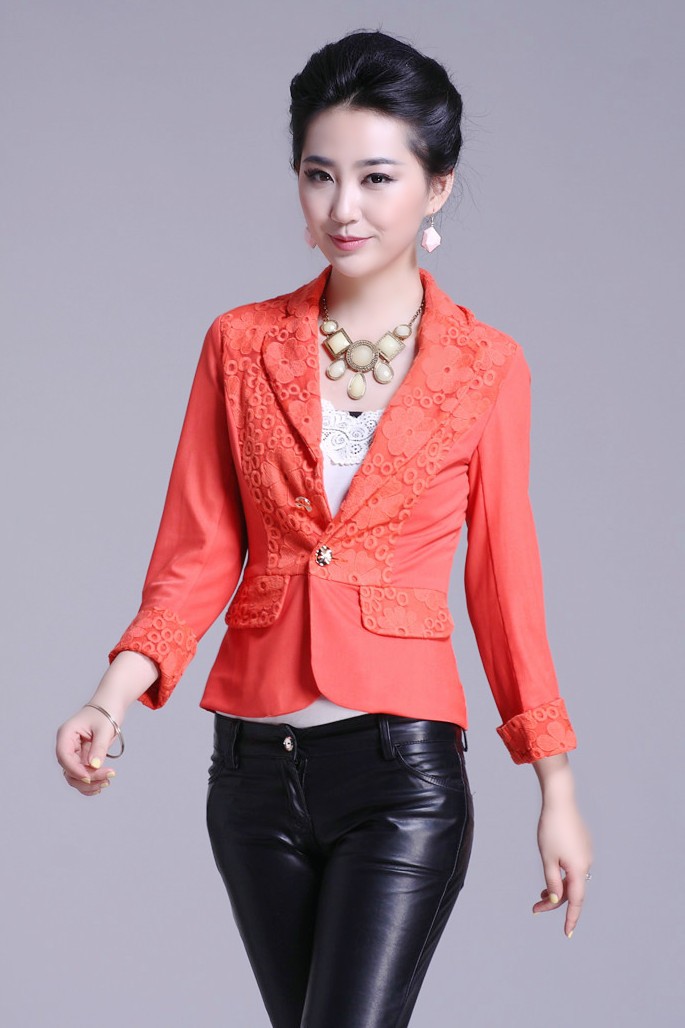 一个那端庄稳重的成熟气质美女|人像|皮裤|丽人_新浪新闻