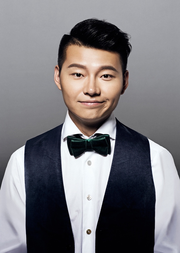 吴彼多档综艺热播 "才子演员"魅力尽显