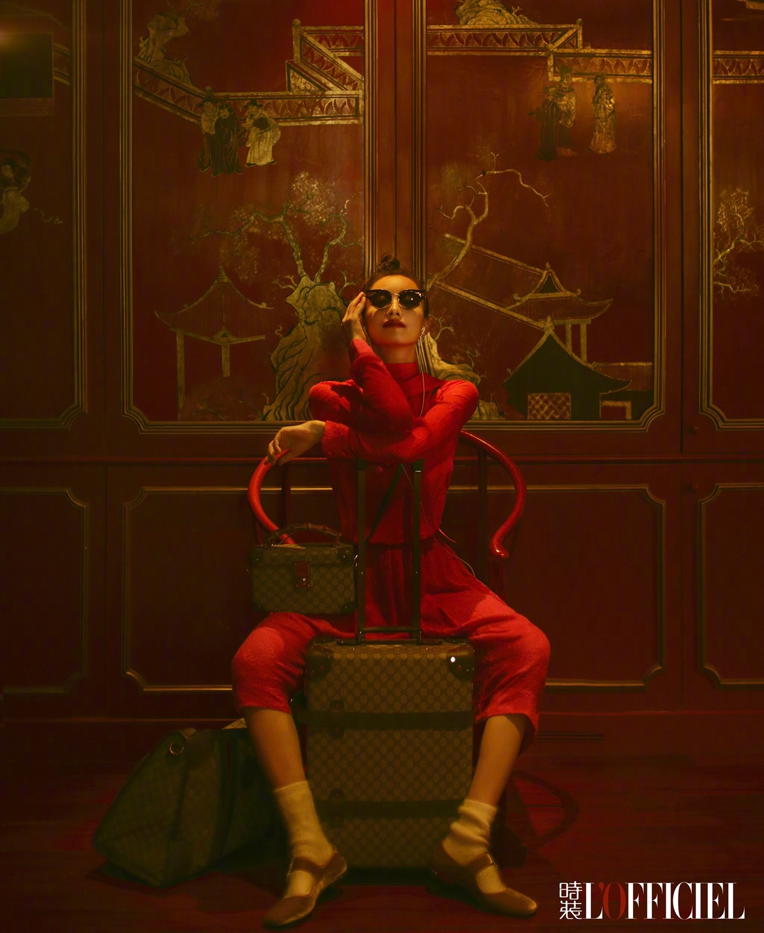 漫姐@陈漫chenman 掌镜 @倪妮v 九月刊大片,她自然而然,不加修饰