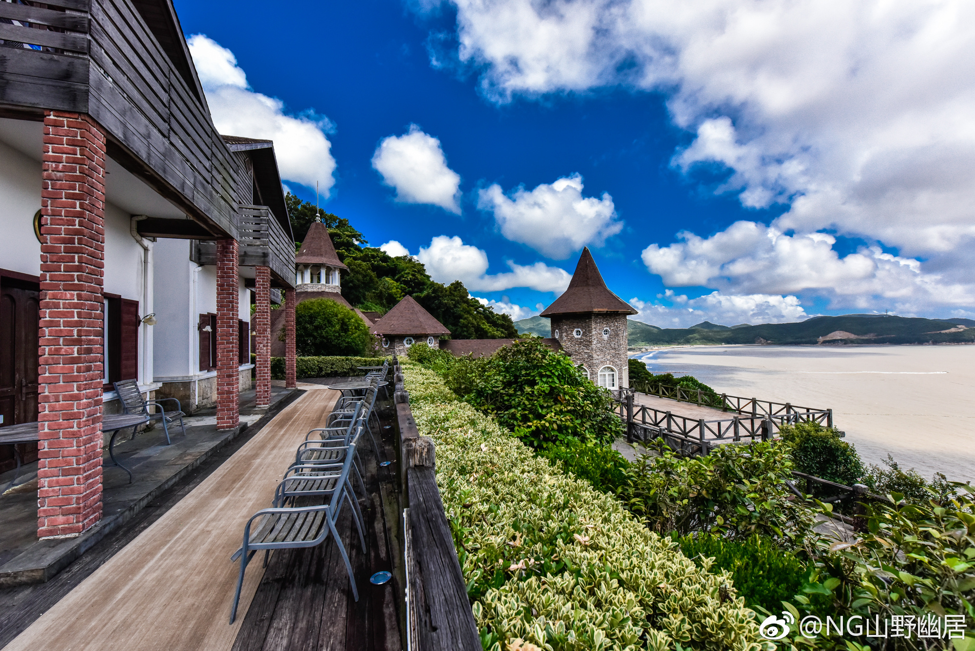 没想到在宁波近百公里的石浦中国渔村境内还隐藏了这么一个异国风光的