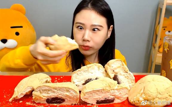 韩国大胃王宽粉姐姐dorothy吃泡菜猪肉炒面,味道一级棒!