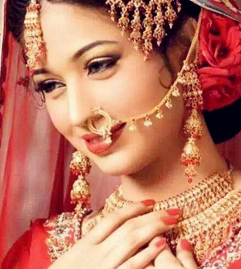 遇到印度戴"鼻环"的女子不能拍照,搭讪,得知原因游客退避三舍