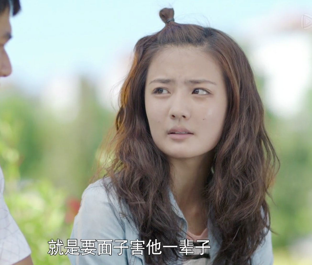 徐璐在一又二分之一的夏天中的发型有种美美的感觉