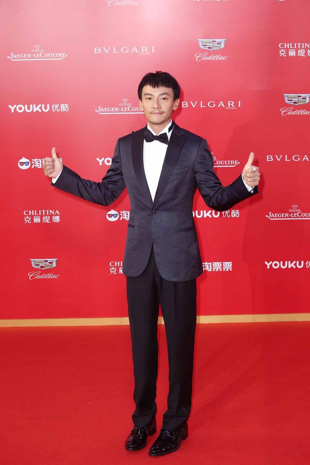 张震第21届上影节评审之旅圆满收官 积累养分回归演员再出发