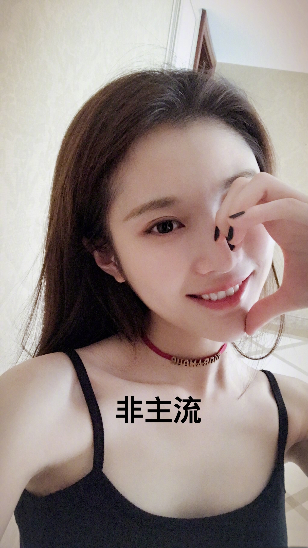 最近很火的九种男生自拍,这里是的九种女生自拍可以了解一下